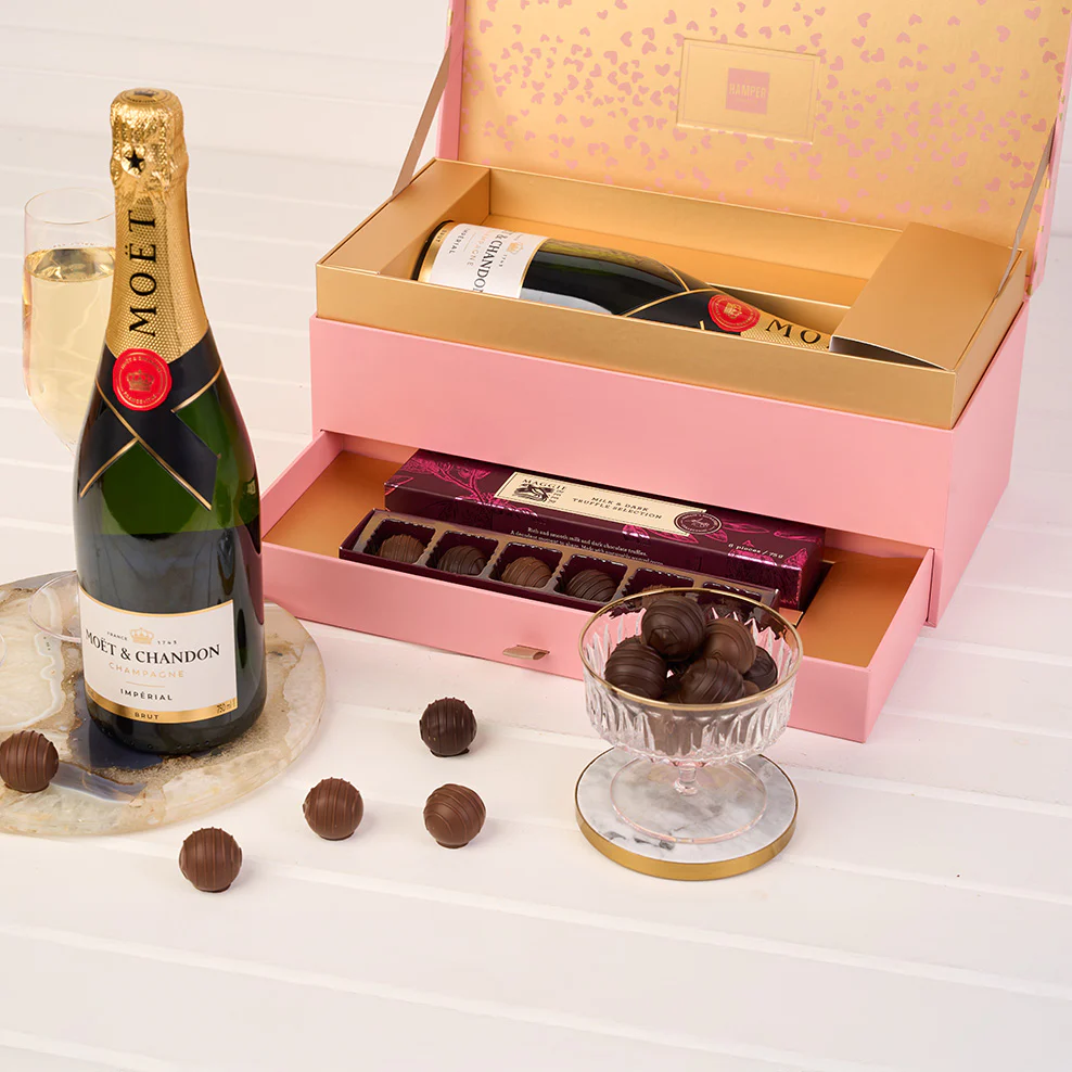 Blush & Gold Moet Chocolate Celebration Gift Box - Image 7