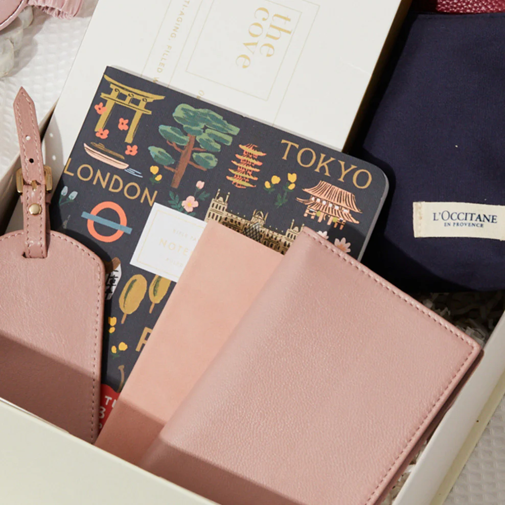Global traveller with L'Occitane hamper - Image 4