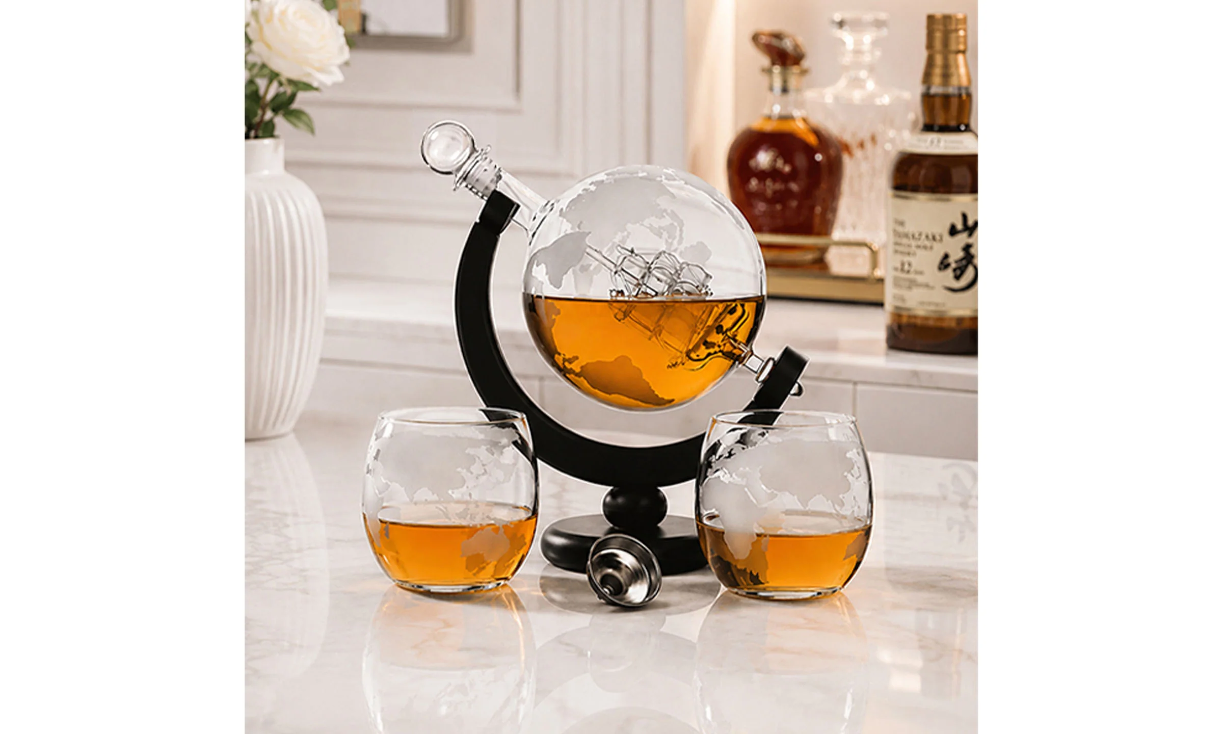 Globe Whisky Decanter Set