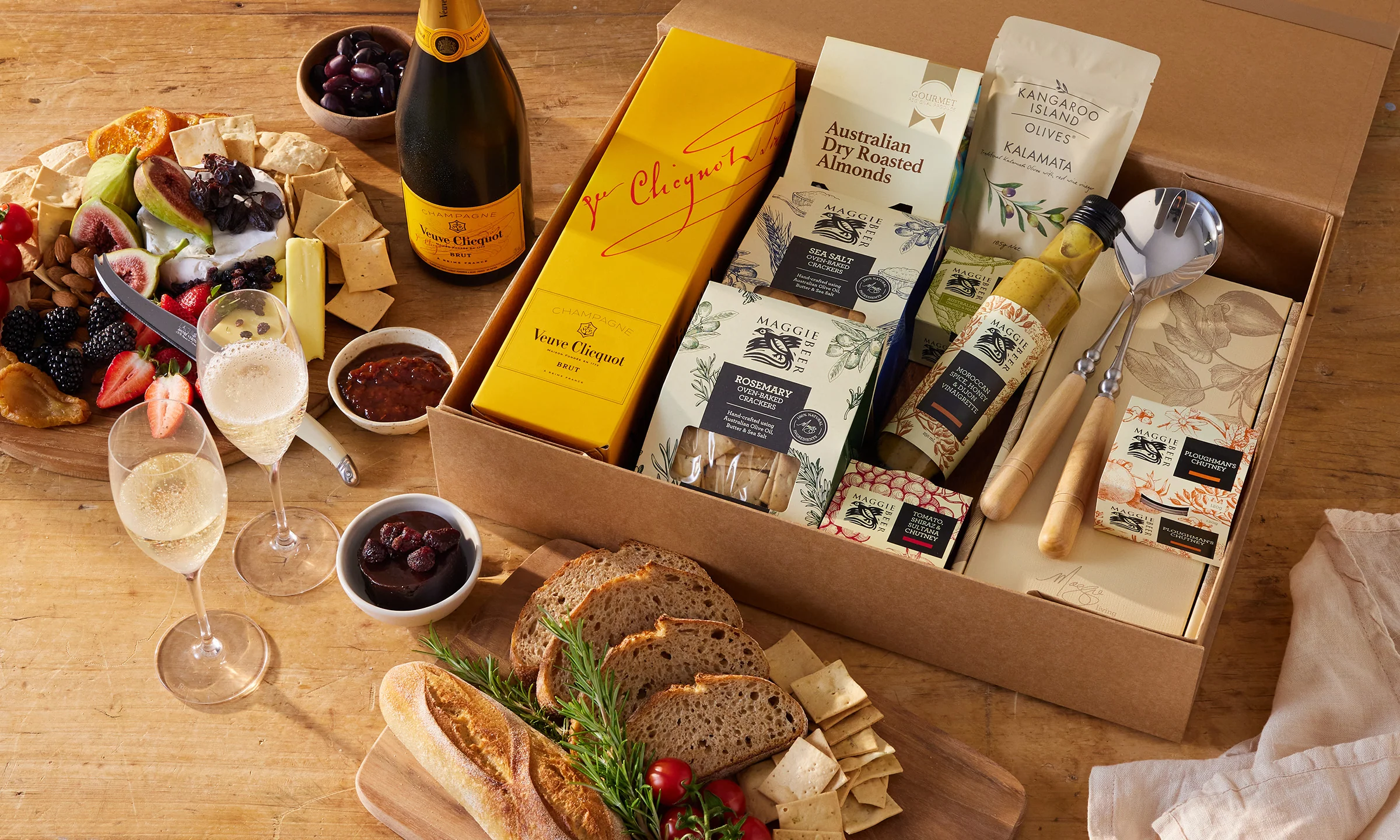 Gourmet Entertaining Hamper With Clicquot