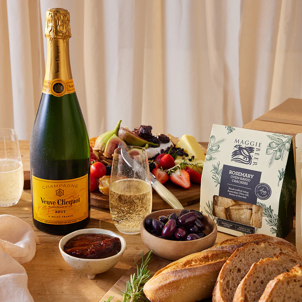 Gourmet Entertaining Hamper With Clicquot - Image 3