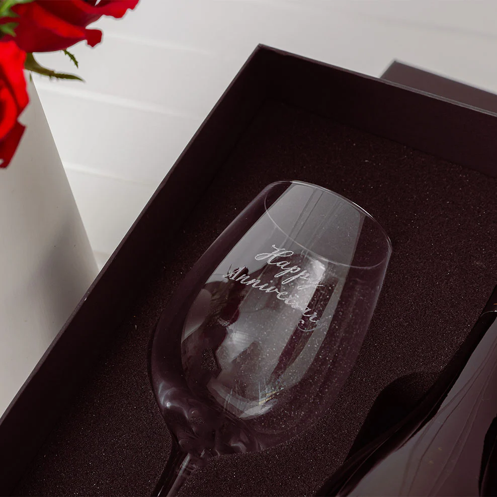 Happy Anniversary Red Wine Gift Box - Image 3