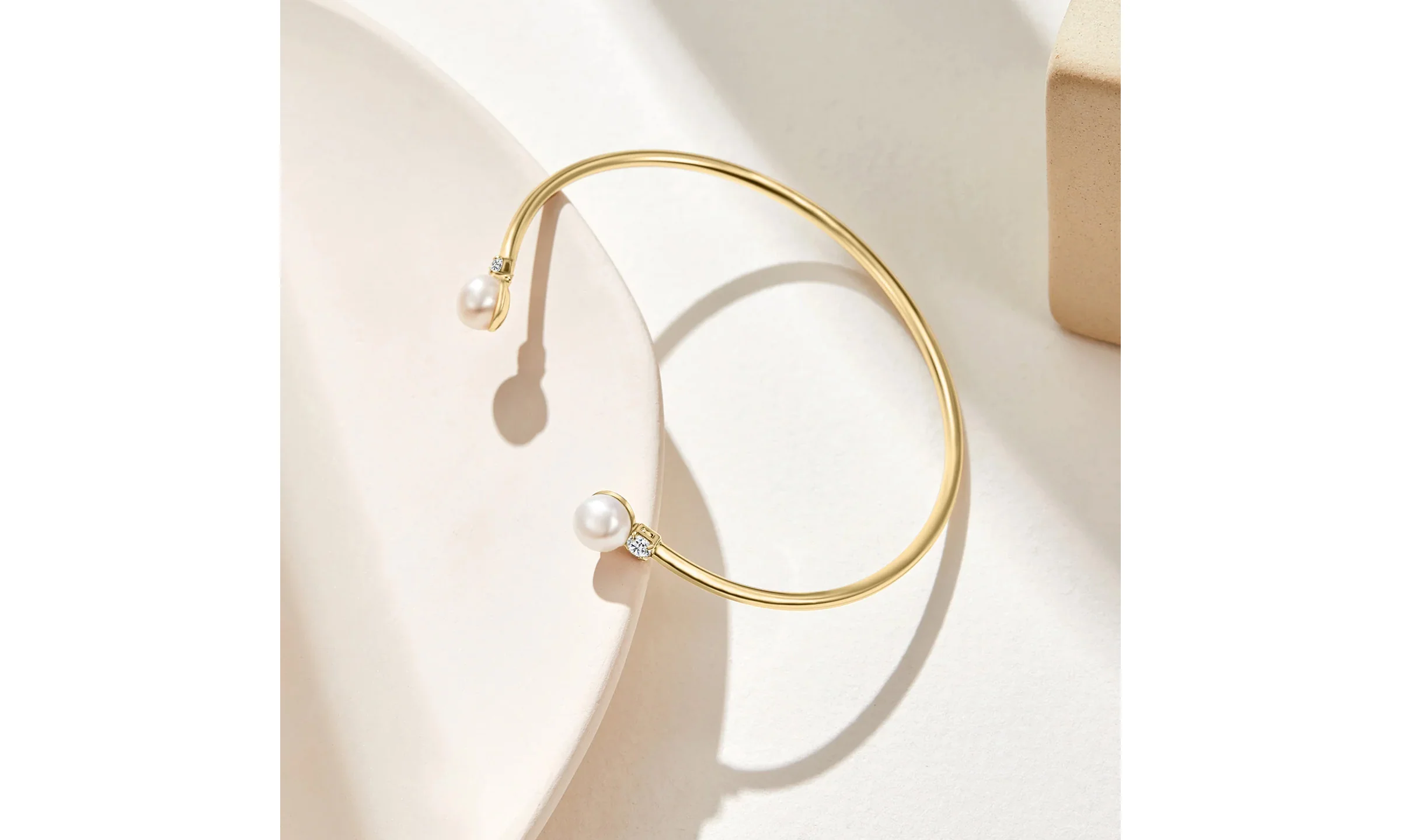 Katalina Cuff with Freshwater Pearls - Gold