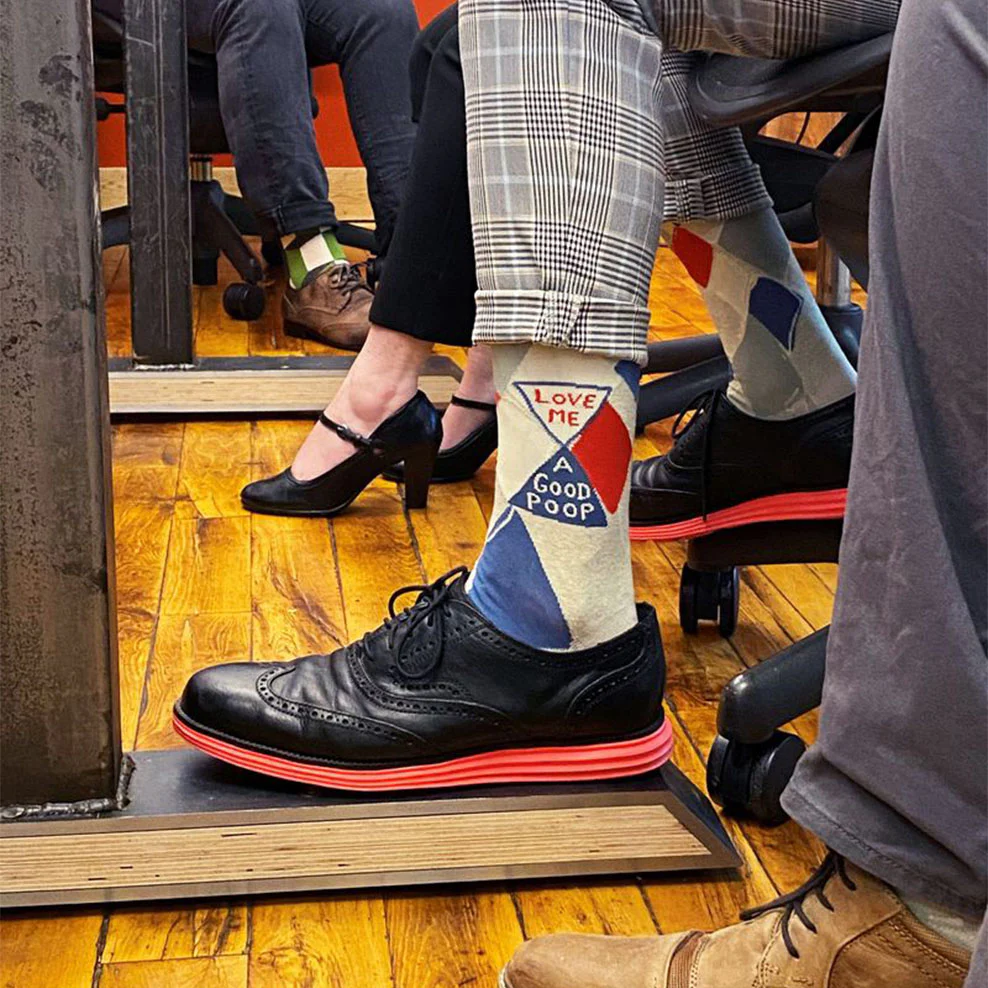Love a Good Poop Men's Socks - One Size - Image 3