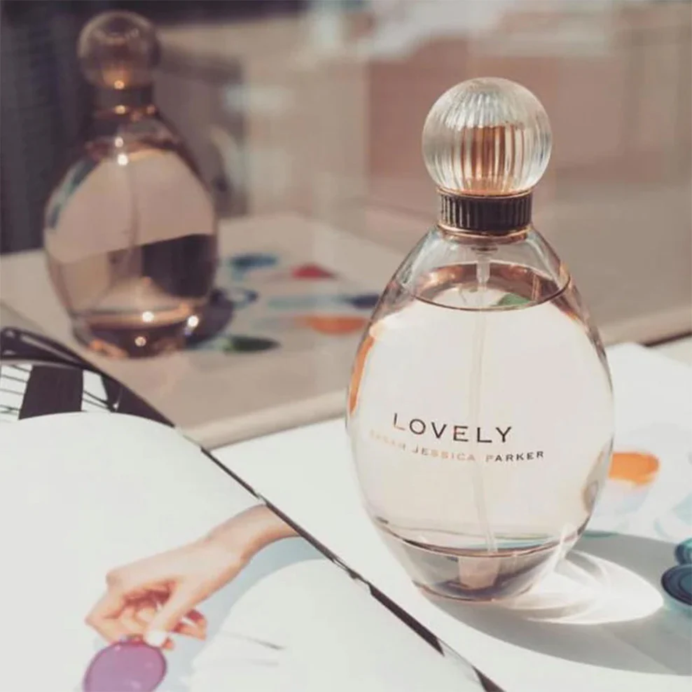 Lovely Eau de Parfum 100ml & Purse Spray - Image 2