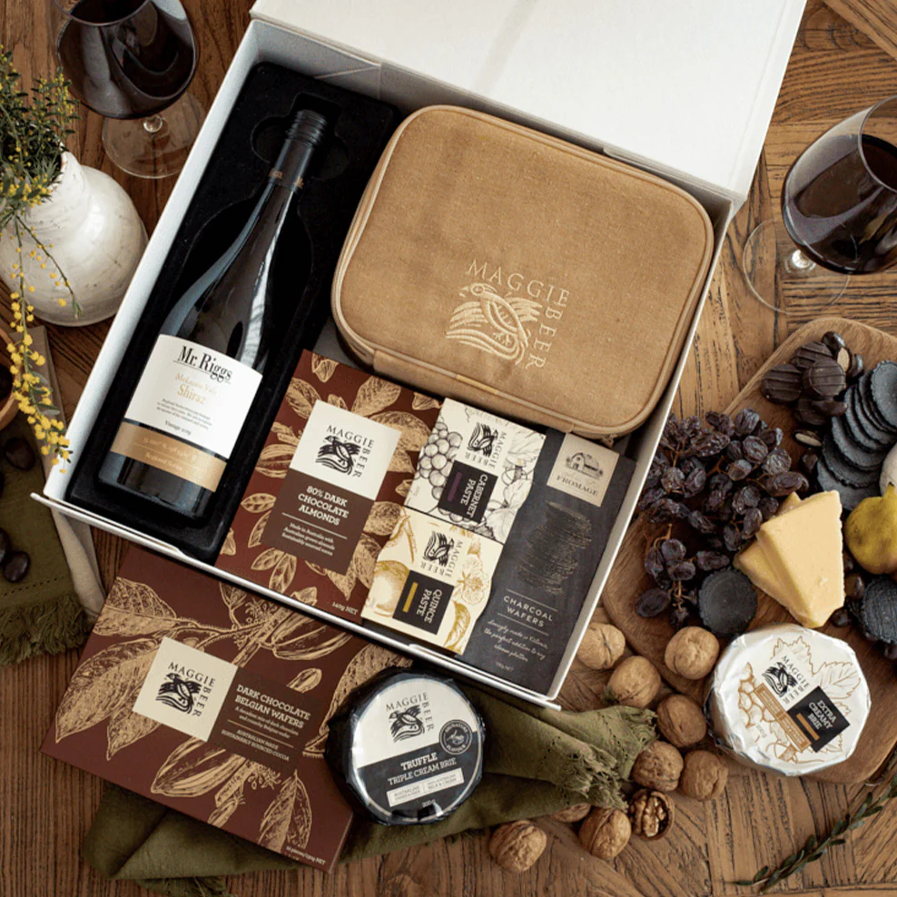Luxury Cheese & Chocolate Hamper with Shiraz - Image 4