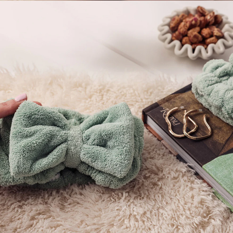 Luxury Pamper Hamper with Moët - Image 2