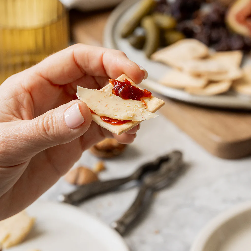 Maggie Beer Peppercorn Crackers 130g - Image 2
