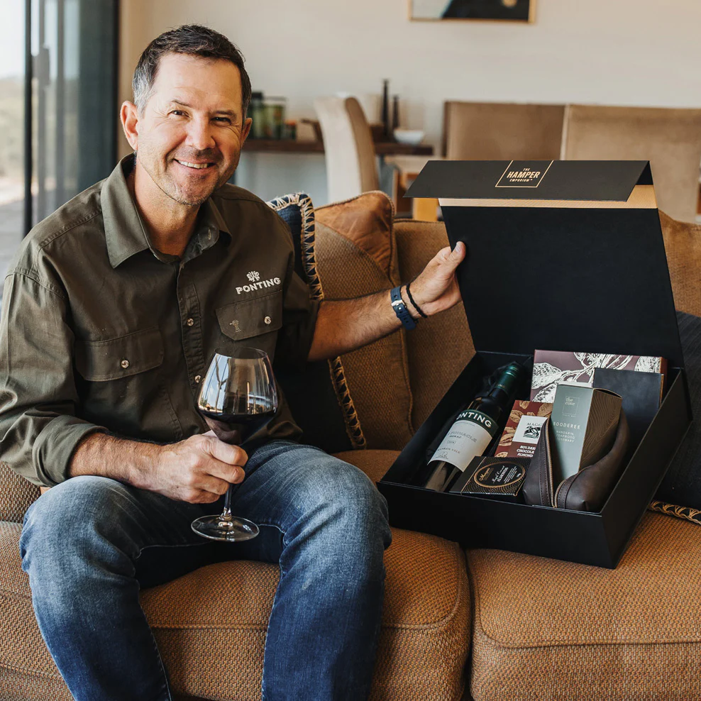 Men's A Little Luxury Hamper with Ponting Shiraz - Image 4