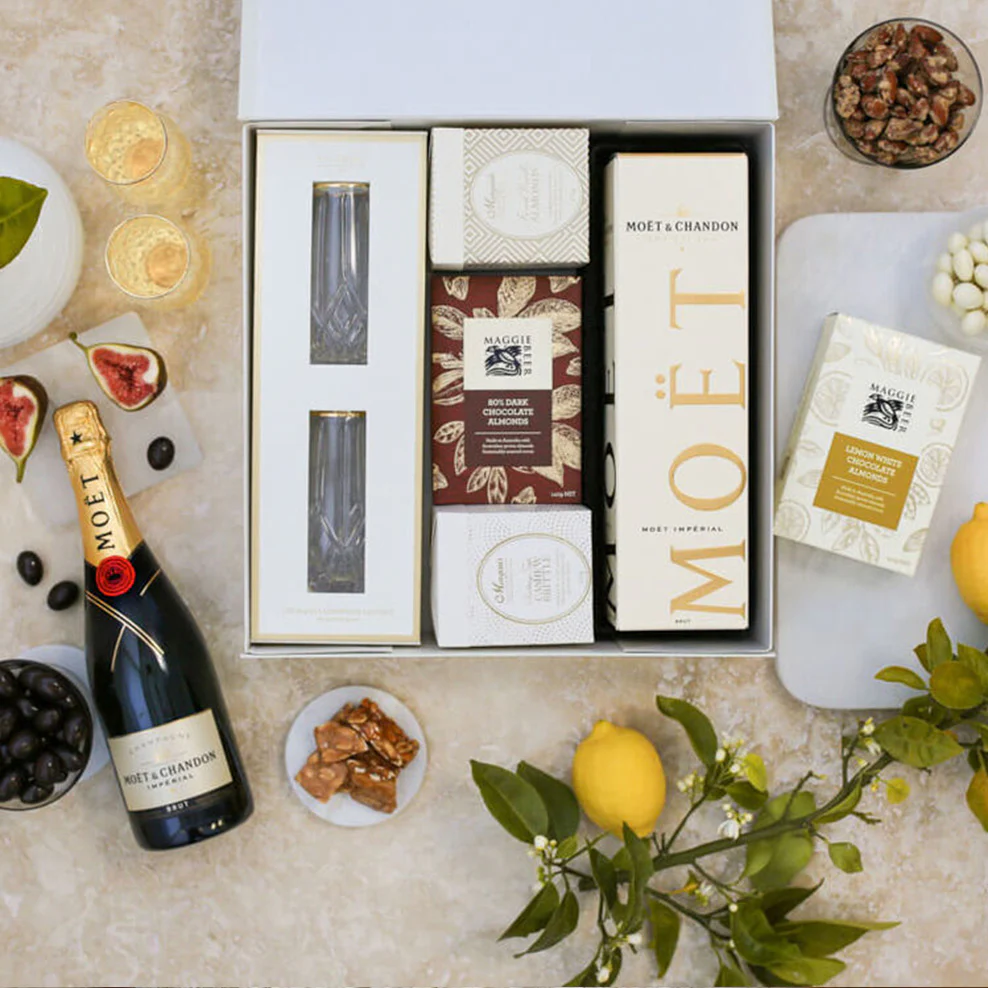 Moët Celebration Hamper - Image 4