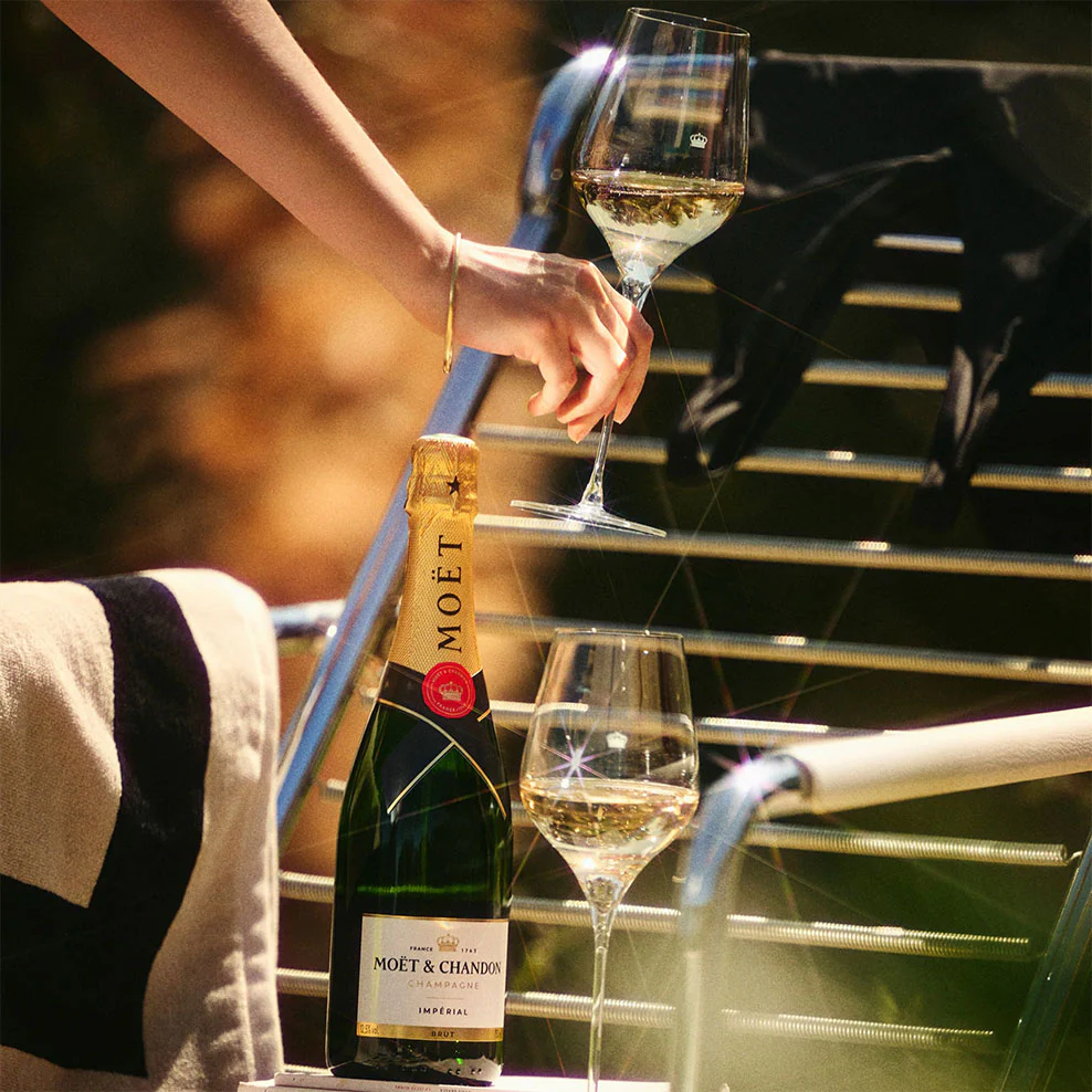 Moët & Chandon Brut Impérial in Gift Box - Image 3