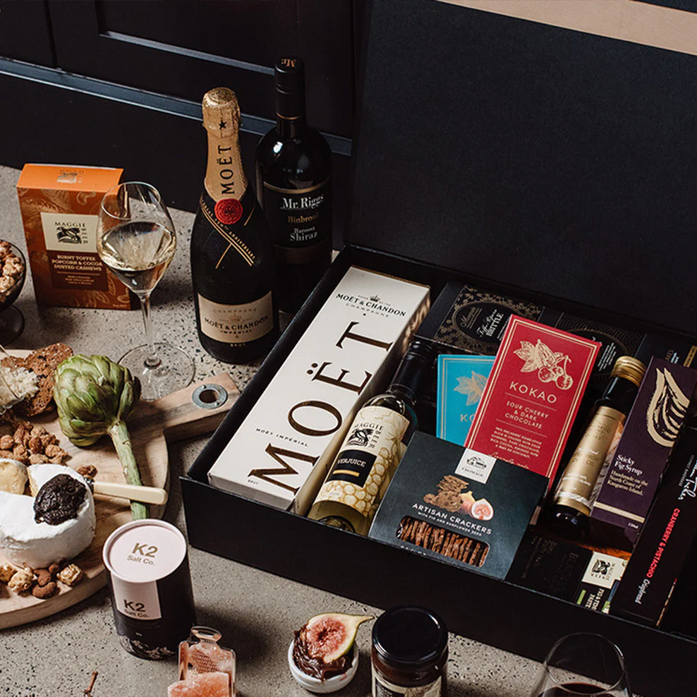 Pure Gold Luxury Foodies Hamper - Image 4