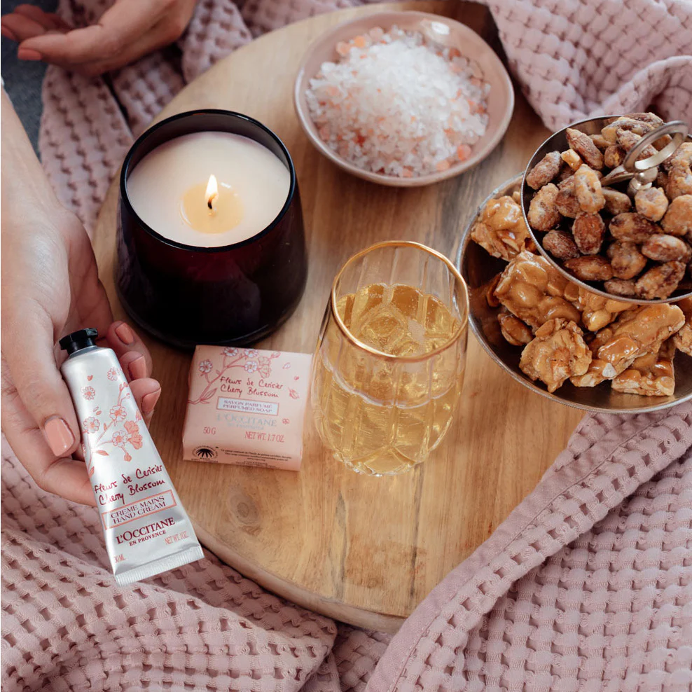 Rejuvenate & Pamper with Moët Hamper with Glasses - Image 4