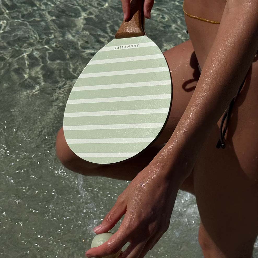 Sunnylife Vintage Beach Paddles - Image 6
