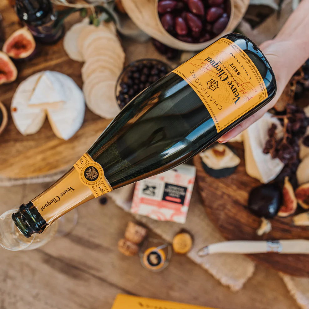 The Cheese Entertaining Hamper with Clicquot - Image 4