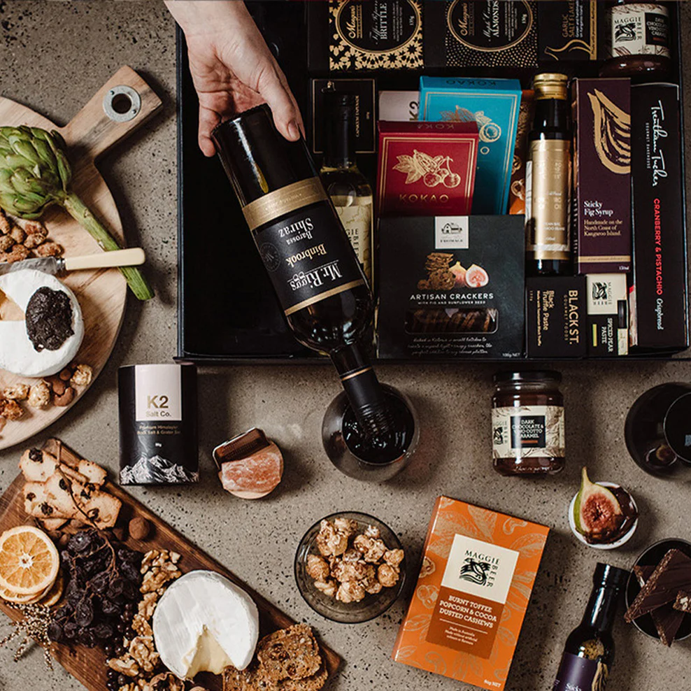 The Ultimate Foodies with Shiraz Hamper - Image 2