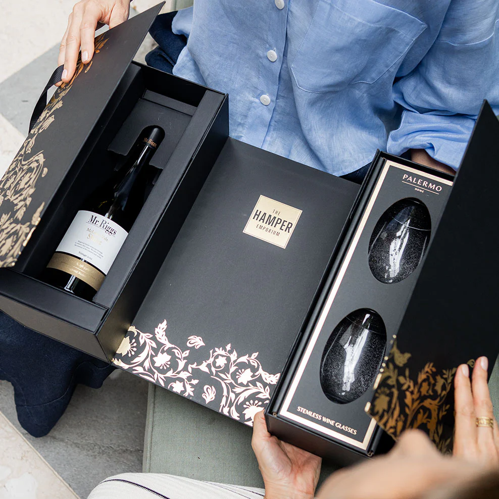 Welcome Home McLaren Vale Shiraz Gift Box - Image 3